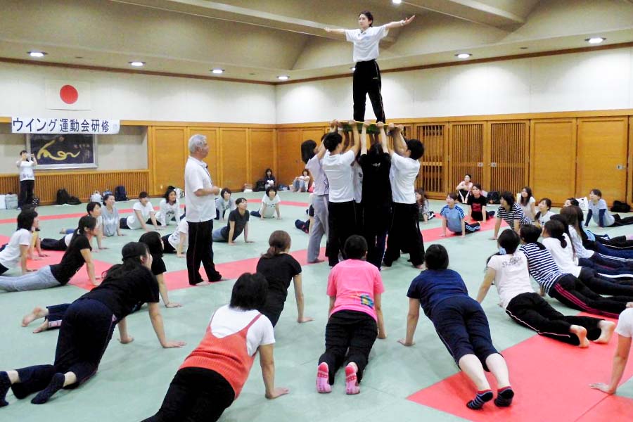 組体操の体操指導